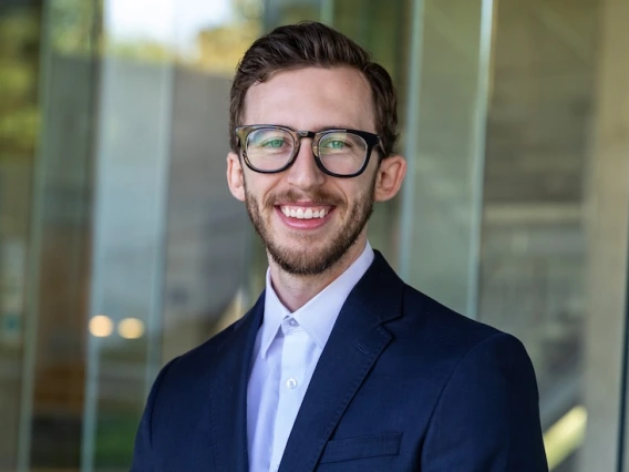 Julian Lup's headshot image